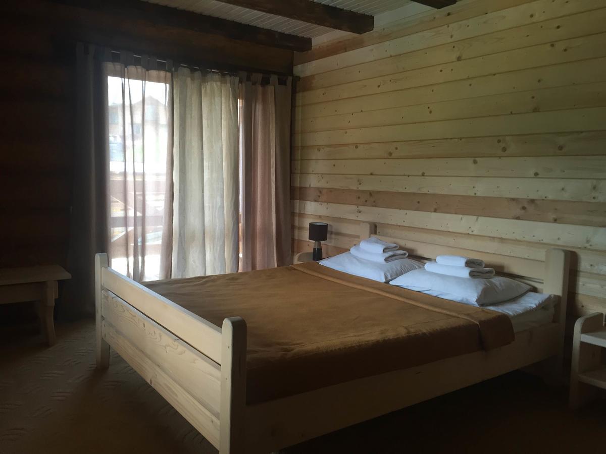 Roksolana Hotel Изки Екстериор снимка