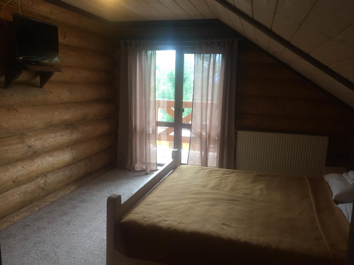 Roksolana Hotel Изки Екстериор снимка