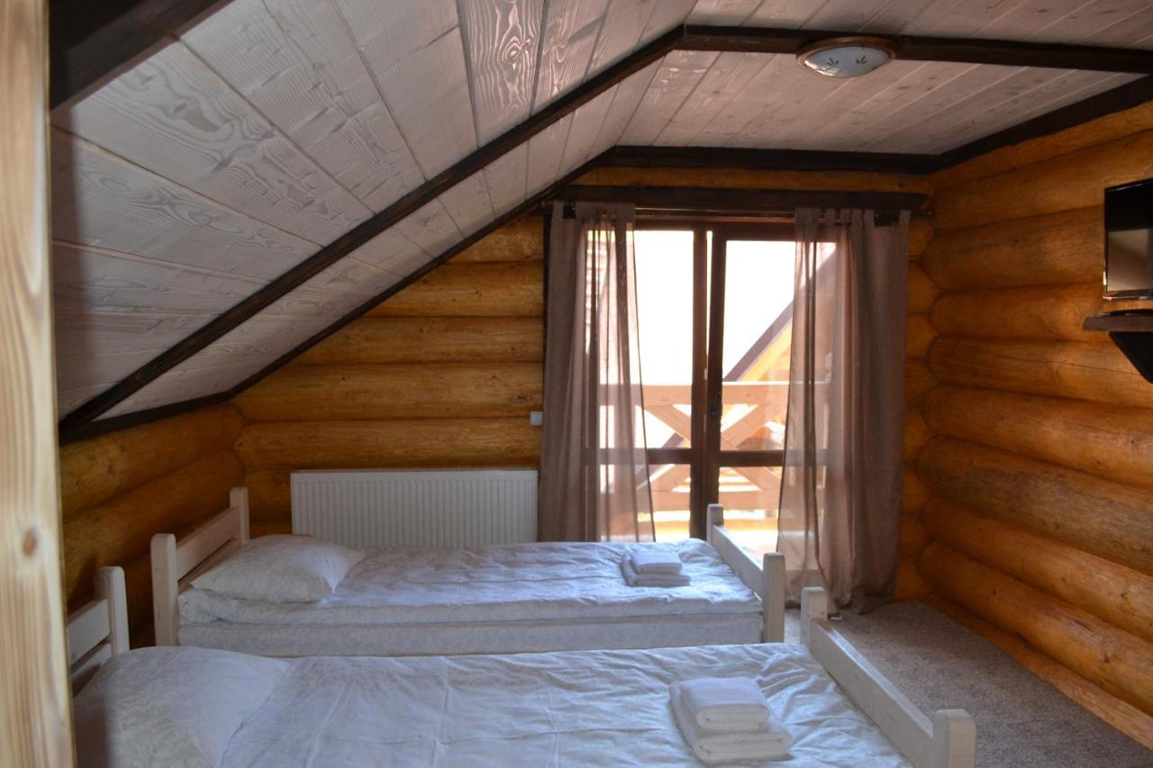 Roksolana Hotel Изки Екстериор снимка
